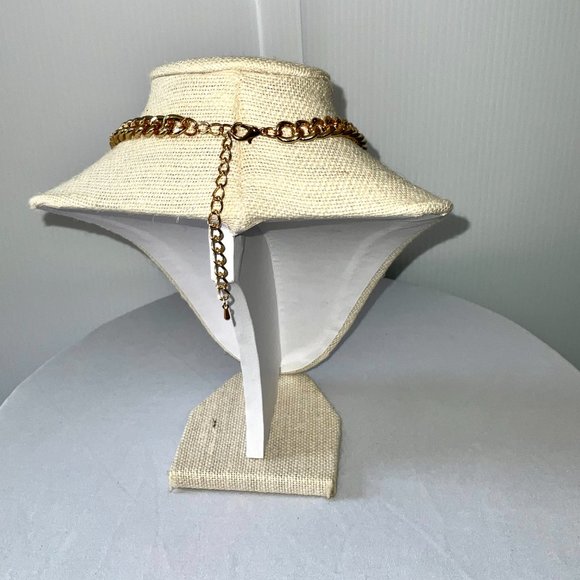 5th Element Necklace - Picture 4 of 6